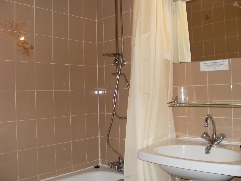 La Boule D'Or Hotell Bressuire Exteriör bild