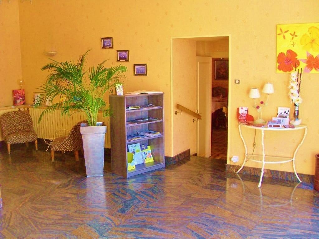 La Boule D'Or Hotell Bressuire Exteriör bild